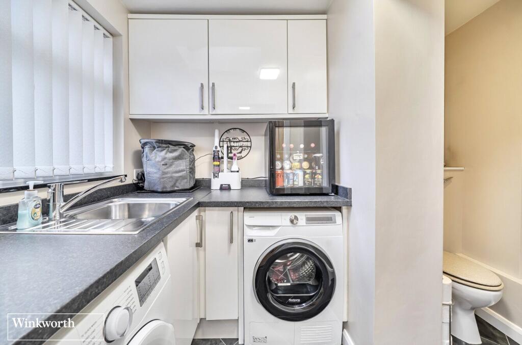 Novello Close, Basingstoke, Hampshire, RG22 - View 6