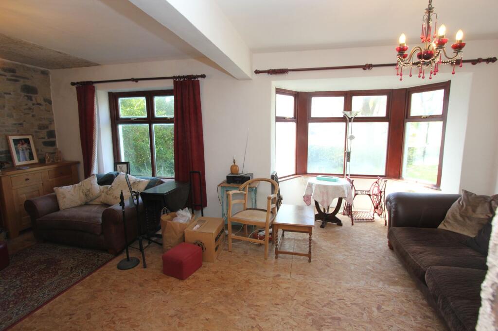 House in Llanmaes, Llan-Maes - More