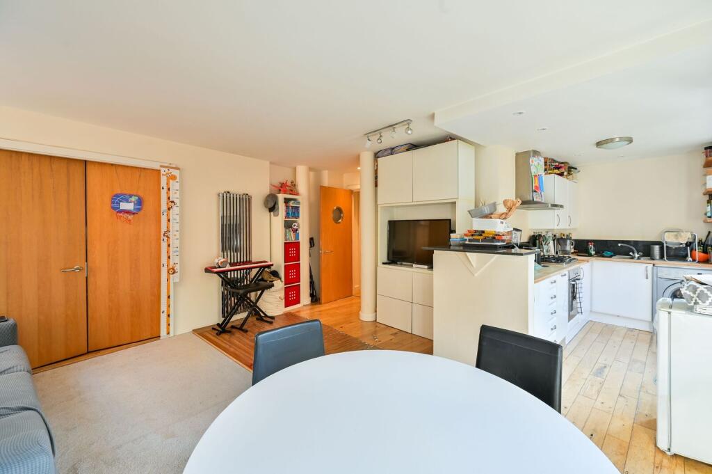 Property photo 8