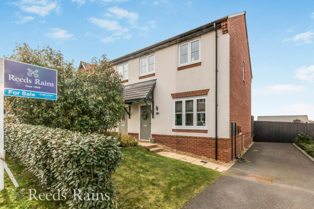 Main image of property: Fieldfare Close, Congleton, Cheshire, CW12