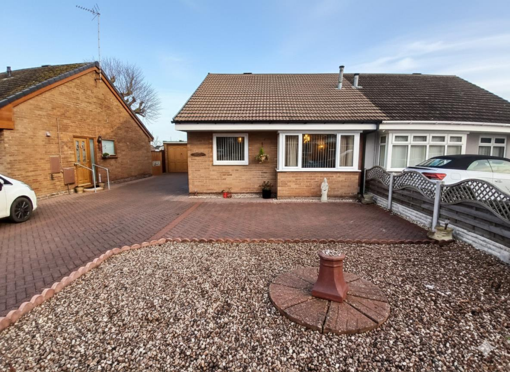 Main image of property: Ashington Road, Bedworth