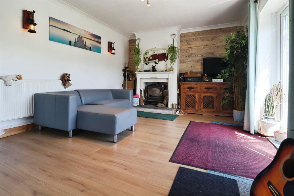 House in Cardiff, Taffs Well - View 5