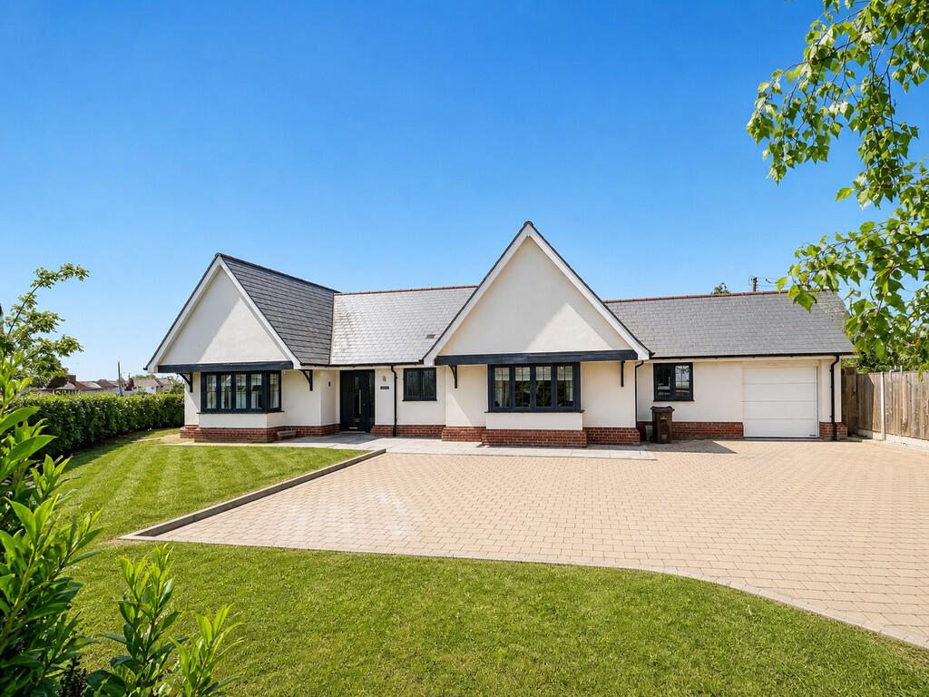 Main image of property: Kelvedon Road, Tiptree