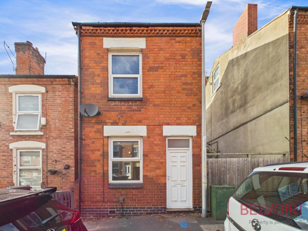3-bed detached on Springfield Street, New Basford, NG7, £140,000