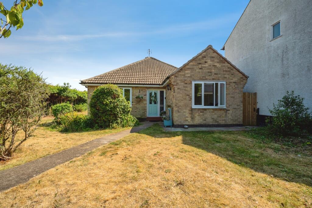 Main image of property: Hawthorne Avenue, Willerby, Hull