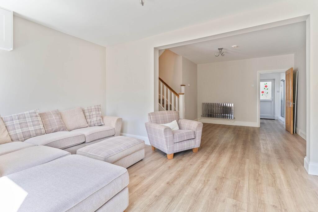 House in Crosskeys, Caerphilly - View 4