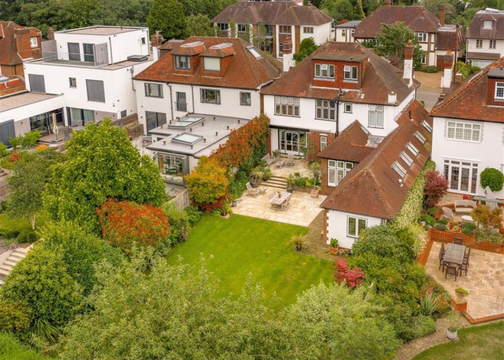 House in London - View 5