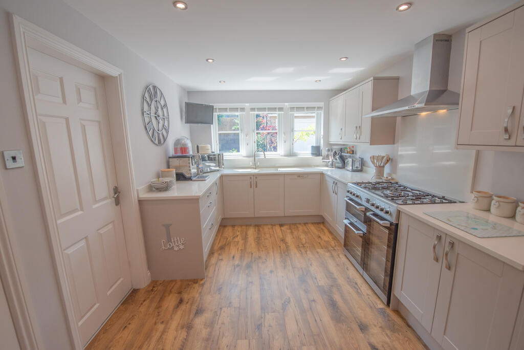 House in Bradford, Sutton - View 4