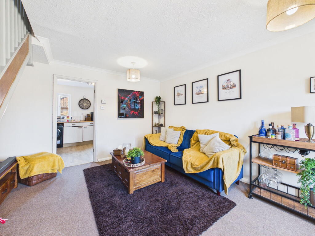 Water Mint Way, Calne, SN11 0RT photo 2