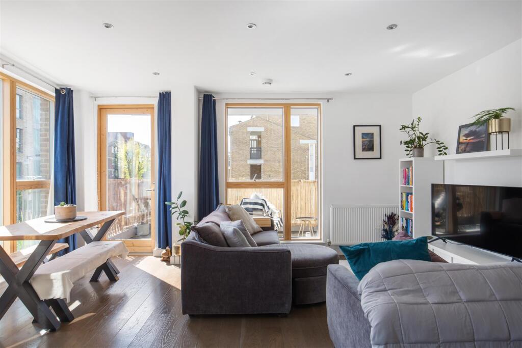 Main image of property: Southampton Way, London