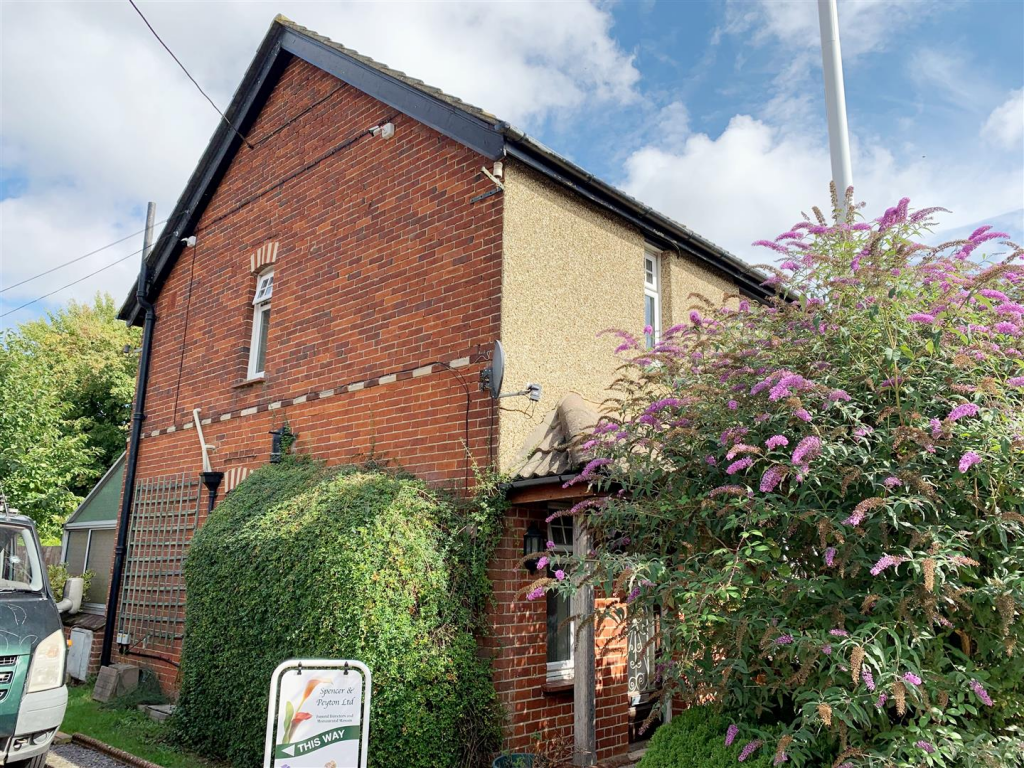 Main image of property: Worting Road
