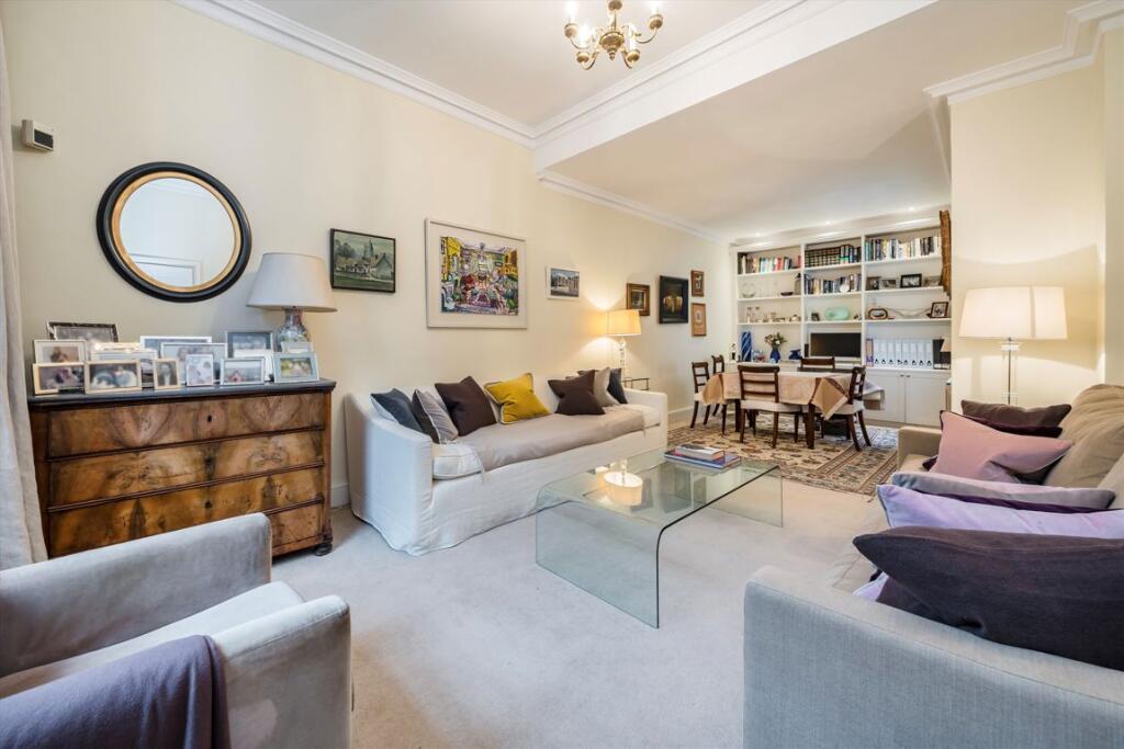 House in London - View 2