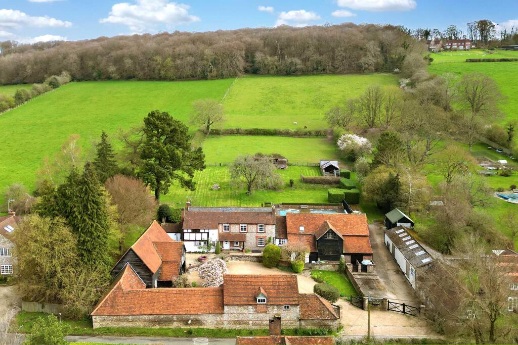 Main image of property: Speen Road, North Dean, High Wycombe, Buckinghamshire HP14