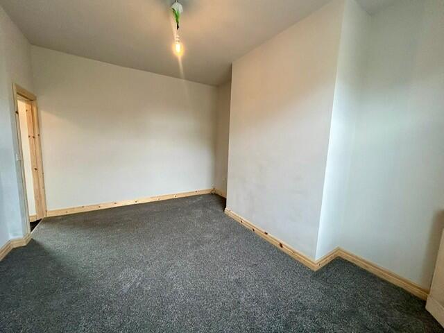 Green Lane, Padiham, Burnley, BB12 photo 4