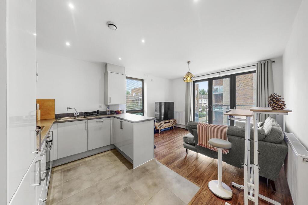 Nihill Place, Croydon - View 3