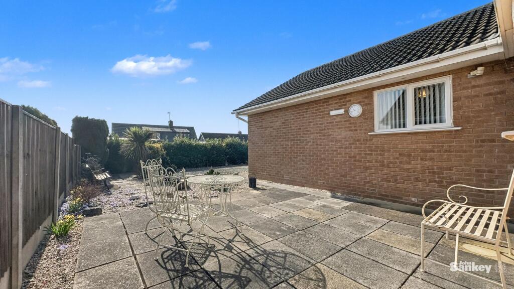 House in Newark and Sherwood, Edwinstowe - View 4