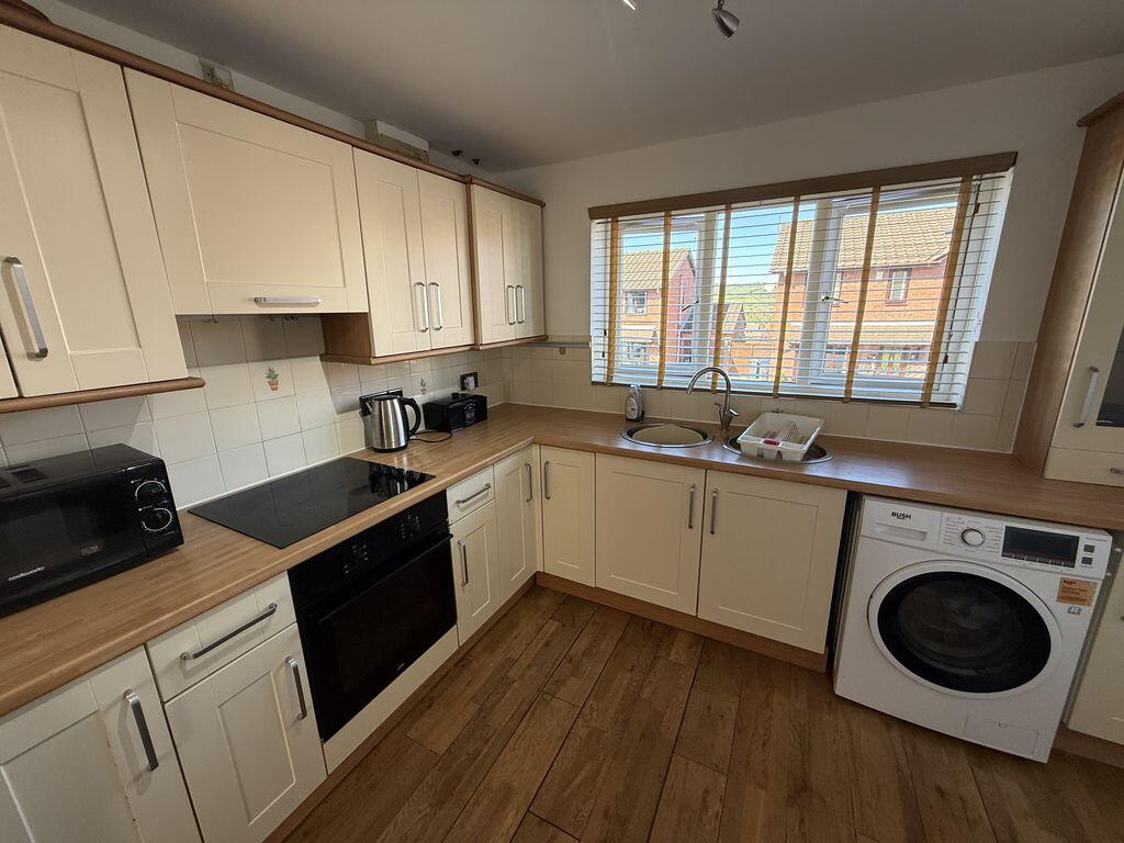 Redwing Drive, Stoke-On-Trent photo 4