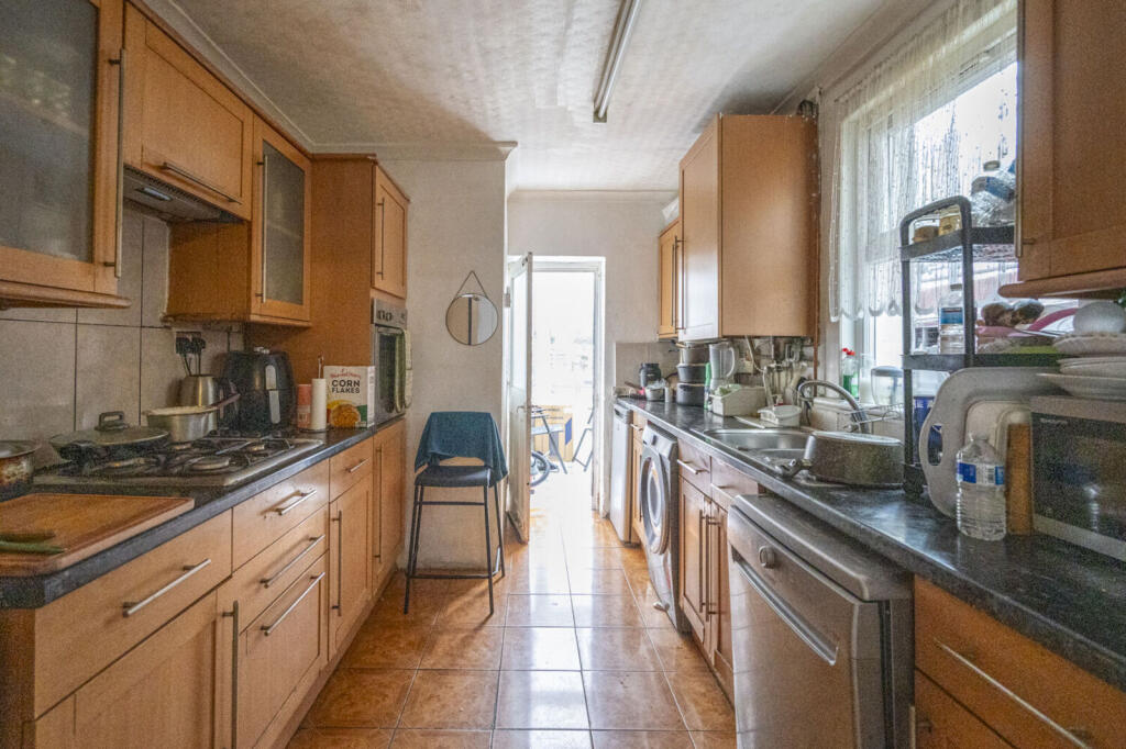 House in London - View 3