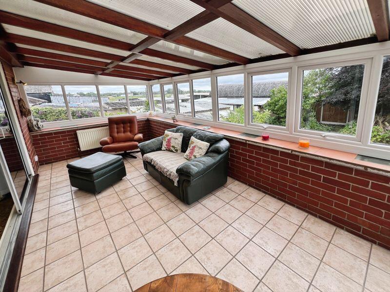 Radcliffe Road, Darcy Lever photo 3