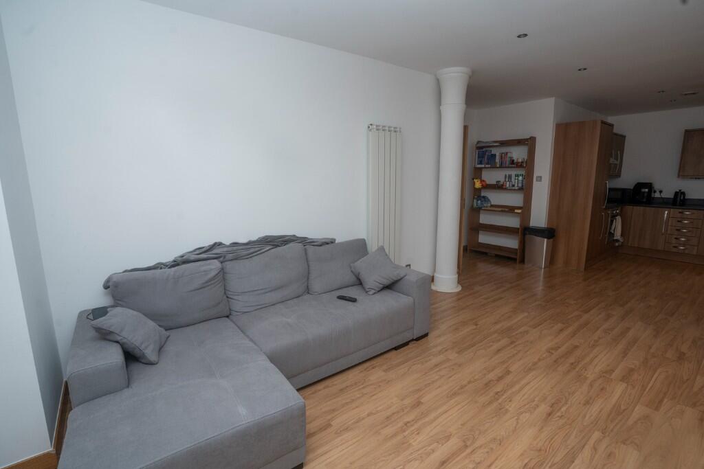 Dock Road, Birkenhead, CH41 photo 3