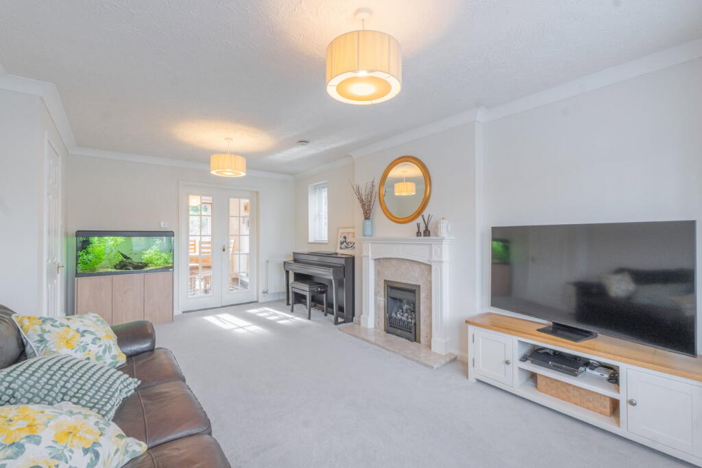 House in Solihull, Sharmans Cross - View 4