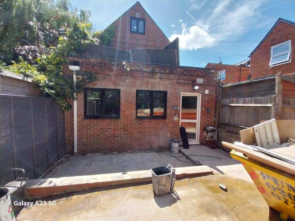 Main image of property: Flat 1, Reading, RG30