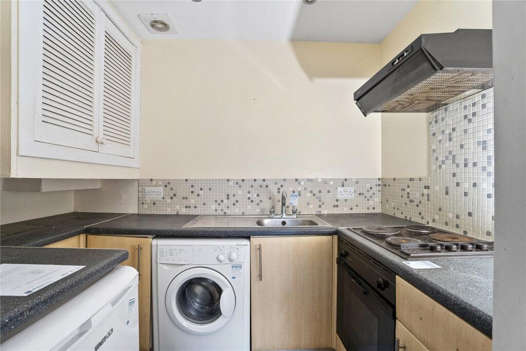 Apartment in Aberdeen, City Centre - View 3