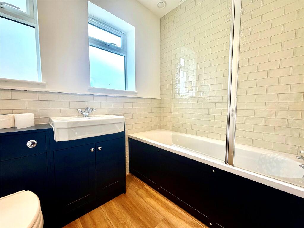 House in Tunbridge Wells, Kent - View 4