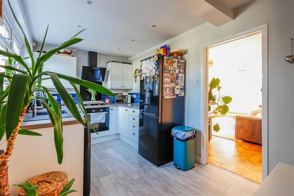 House in Barry, Palmerstown - More