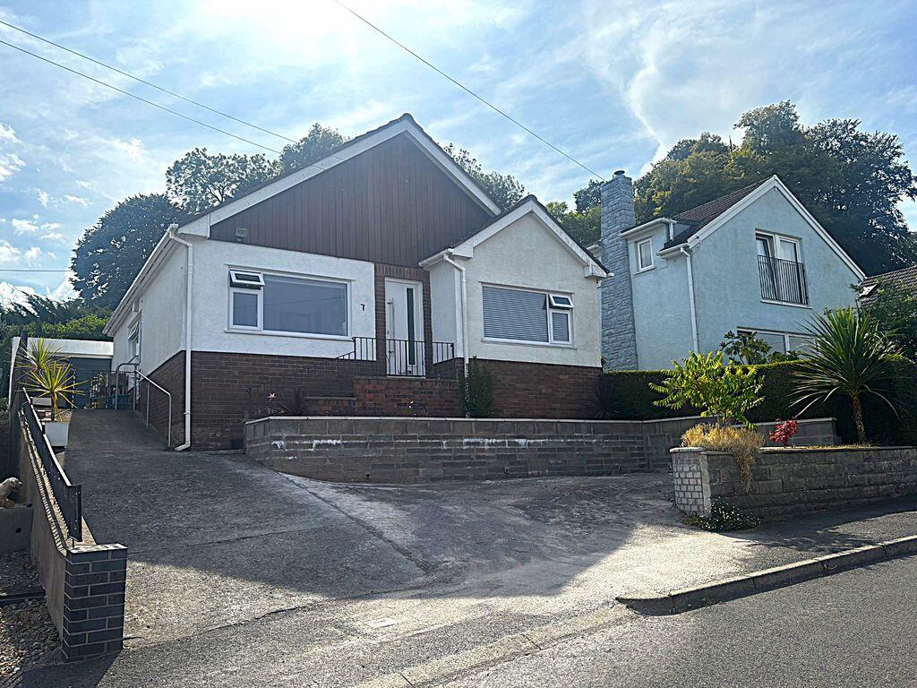 Main image of property: Oakdene Way, Gilwern