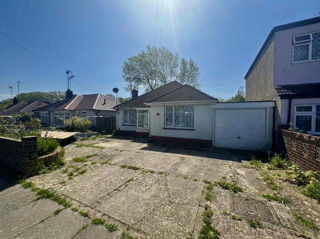 Main image of property: North Farm Road, Lancing, BN15