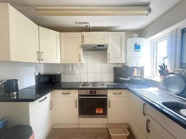 Main image of property: Essex road, Romford, RM7 8BE