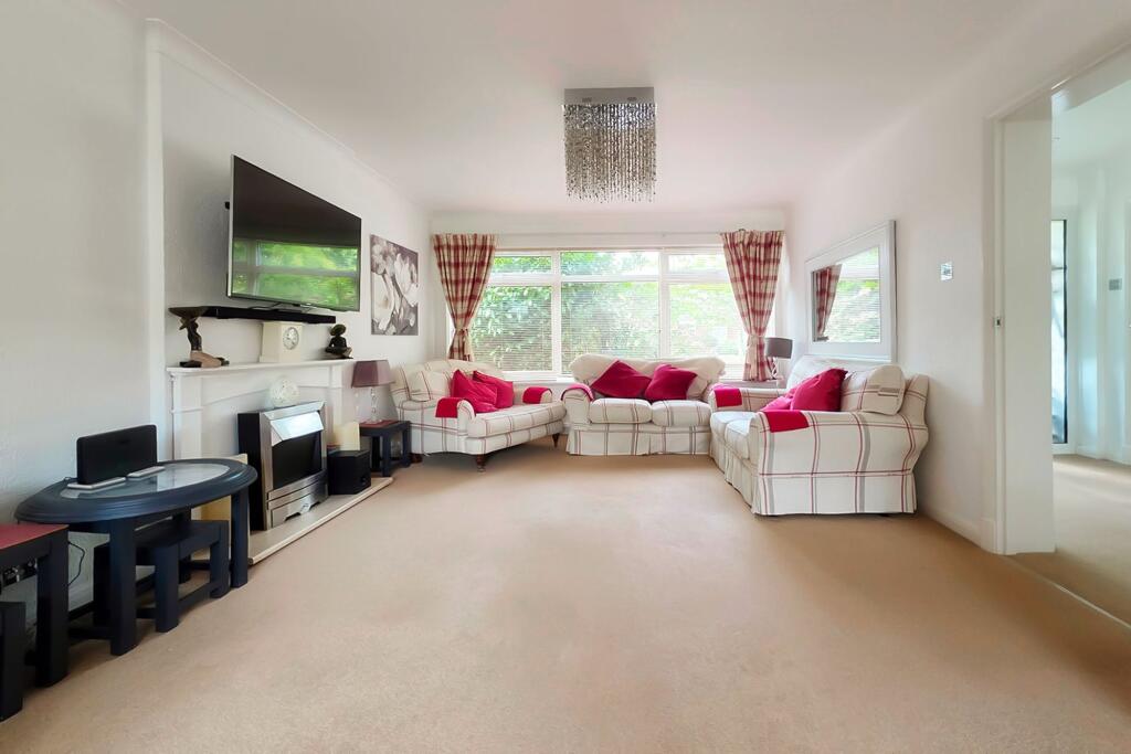 Meadway, Rustington, BN16 photo 5