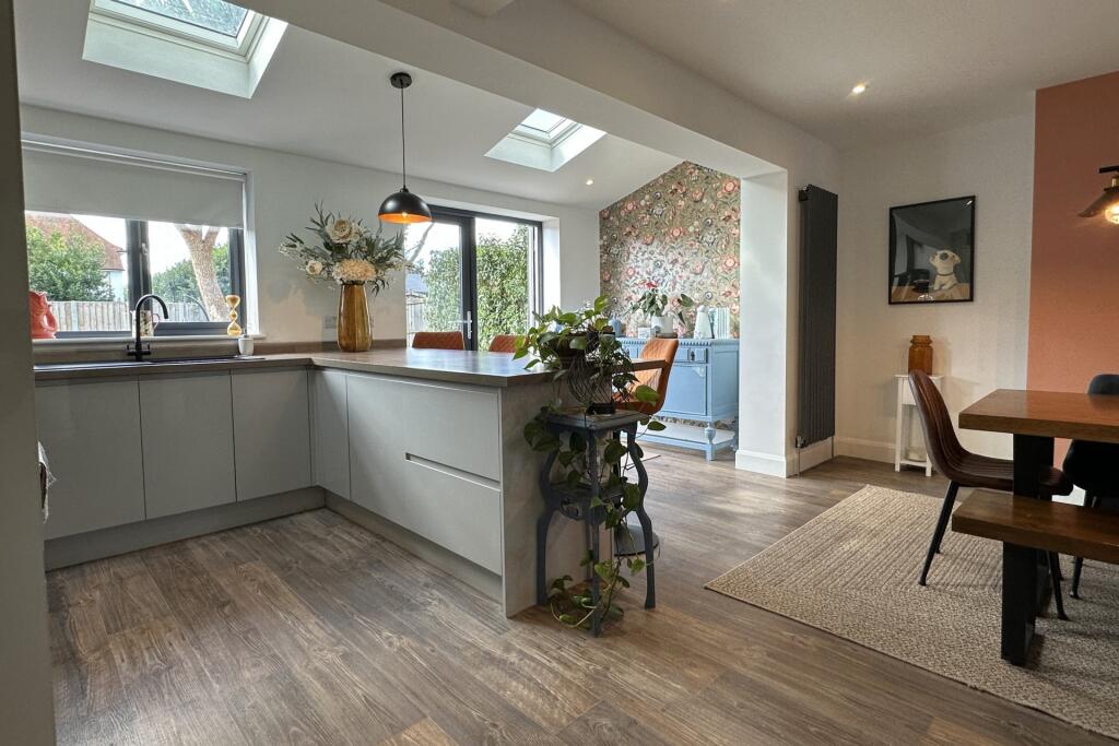 House in Canterbury - More