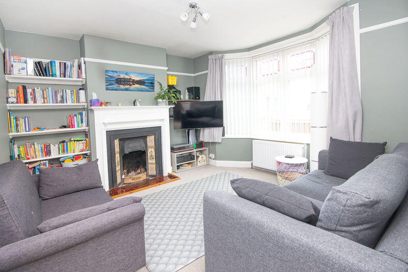 Downs Park Crescent, Eling photo 4