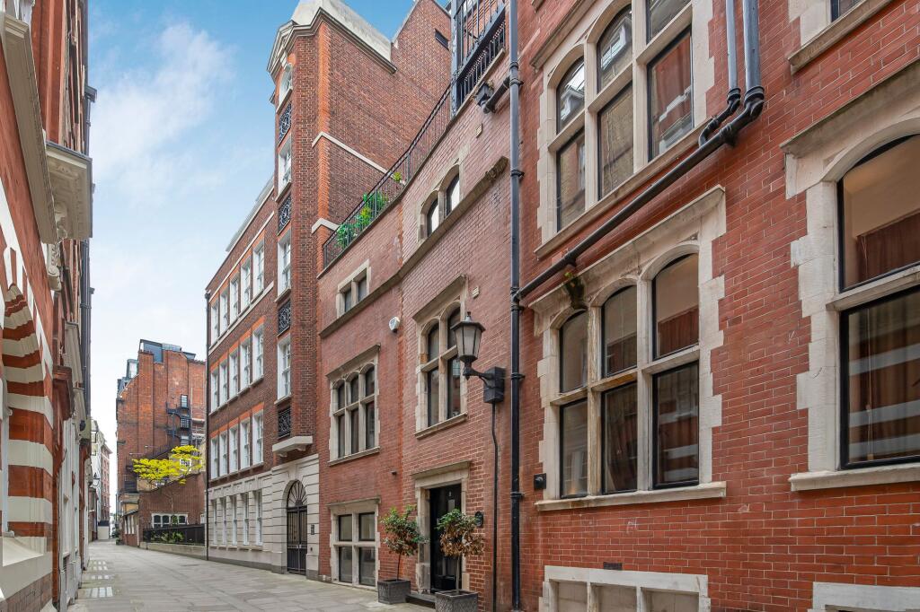 Main image of property: Lewisham Street, London, SW1H