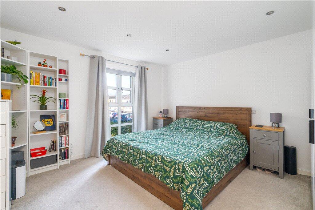 Apartment in Leeds - View 5