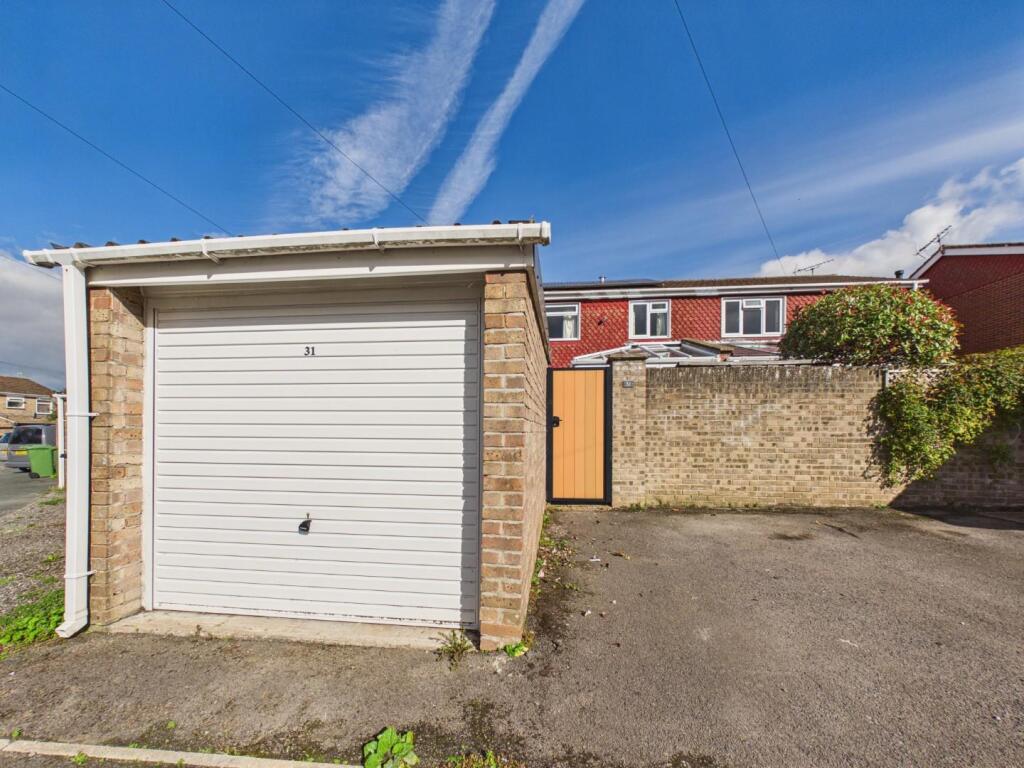 House in Bristol, Olveston - View 2