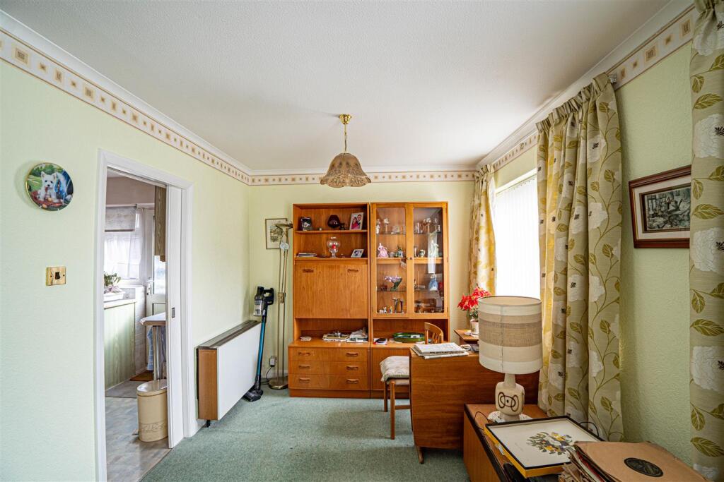 House in Tonbridge - More