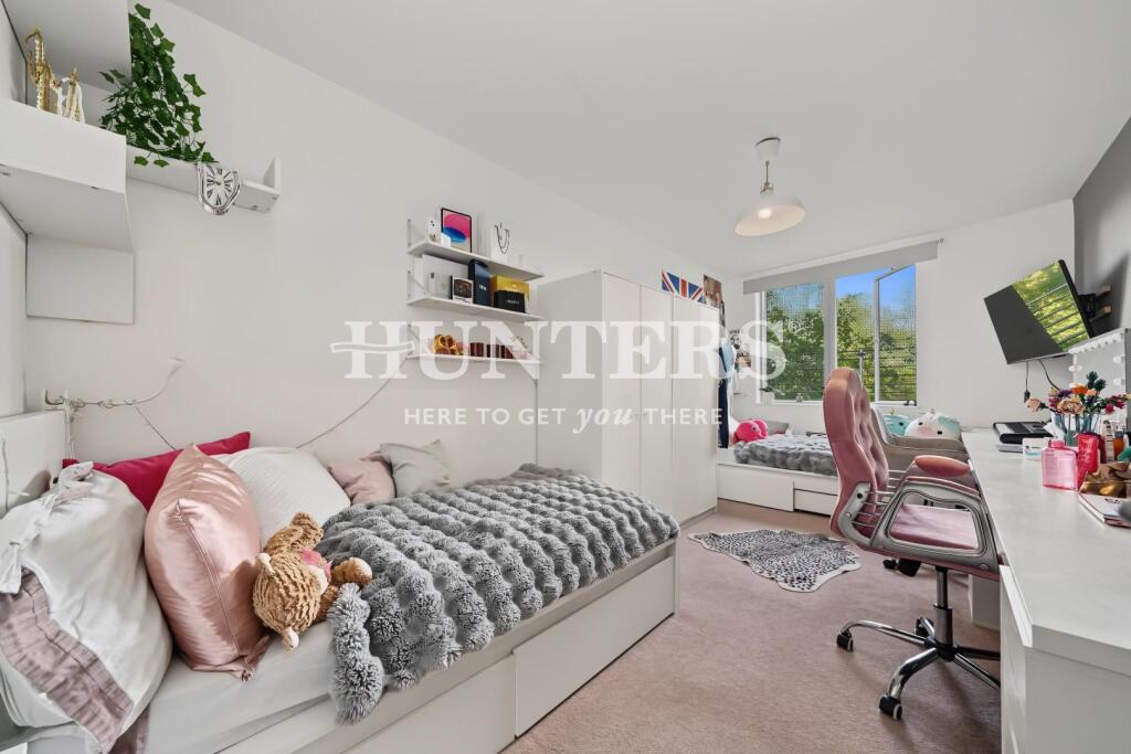 Apartment in London, West Hampstead - More
