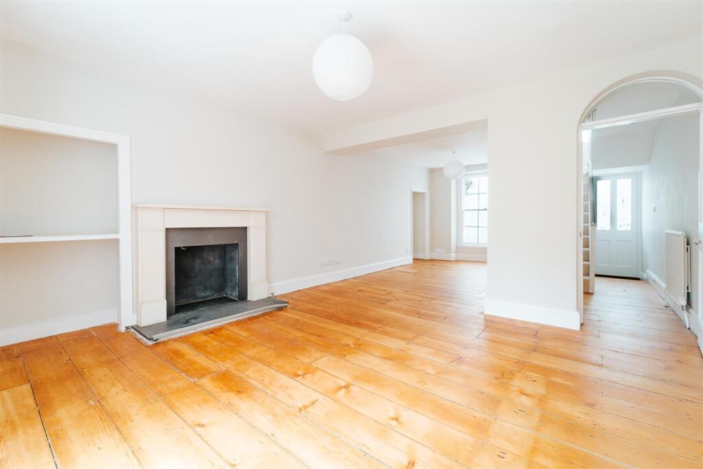 House in Bristol, Clifton Village, Hotwells - View 3