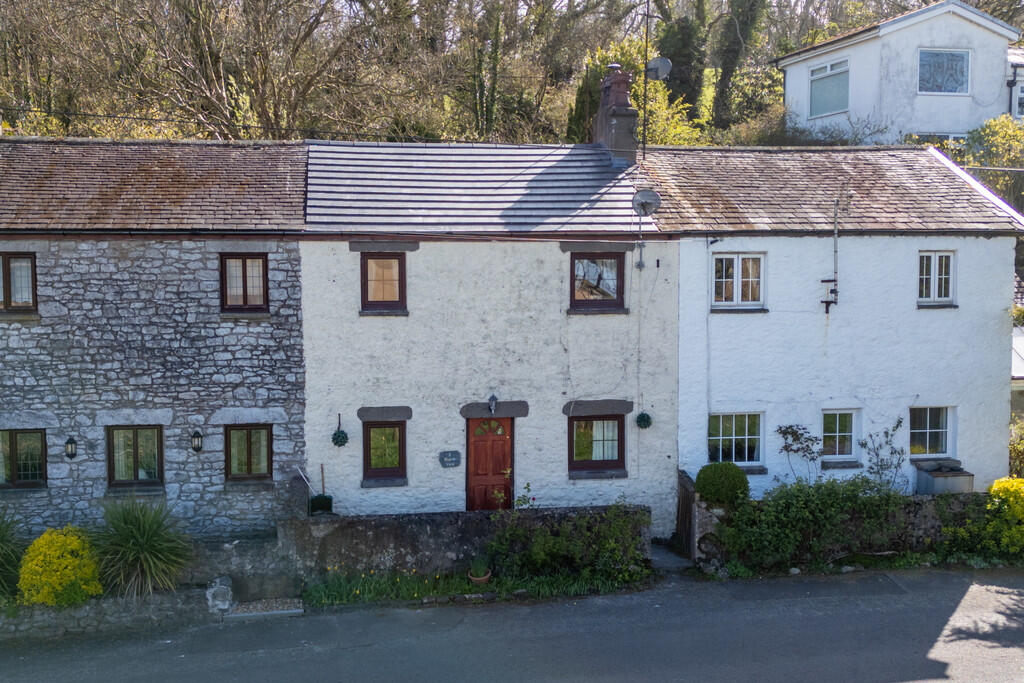 Main image of property: 2 Marsh View Cottages, Crag Foot, Warton, Carnforth LA5 9RZ