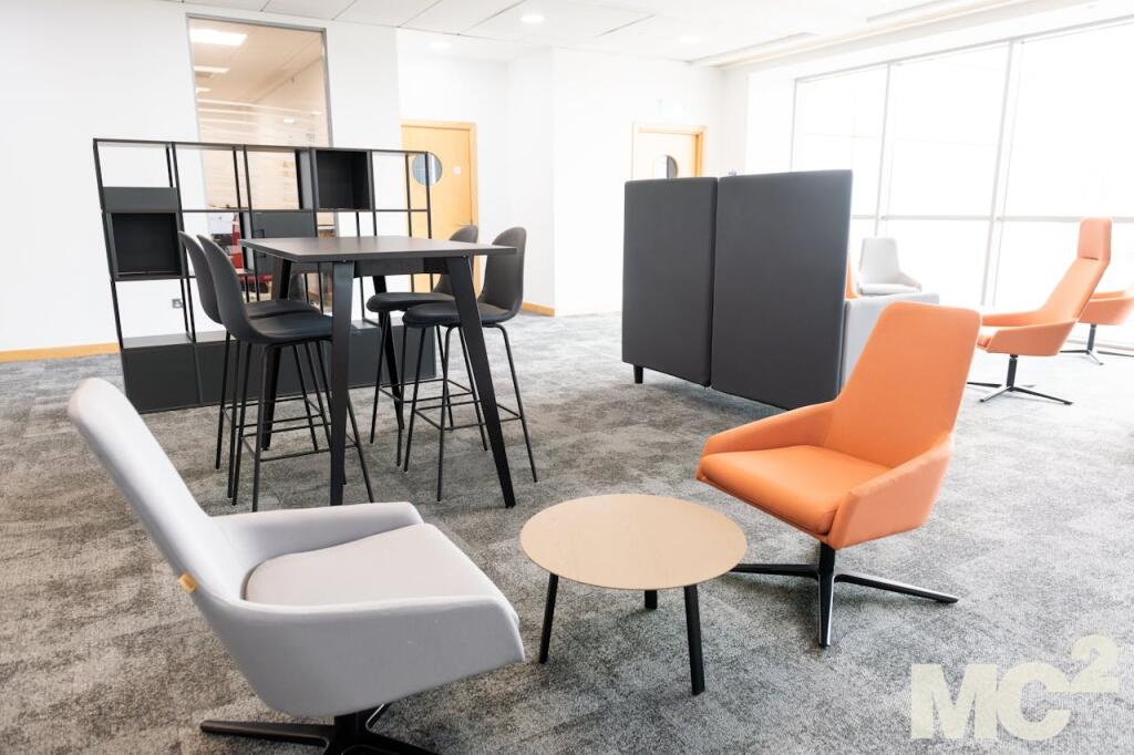 2nd Floor business lounge 3.jpg
