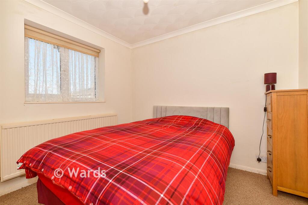 House in Tonbridge - More