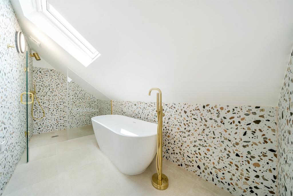 Additional image 7 of Mount Pleasant Lane, Bricket Wood, St. Albans