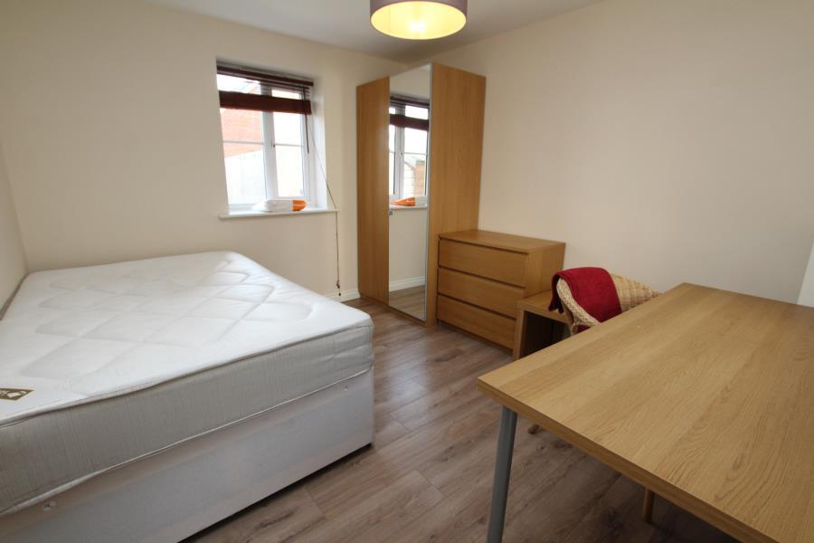 House in Bristol, Cheswick, Stoke Park and Cheswick - View 4