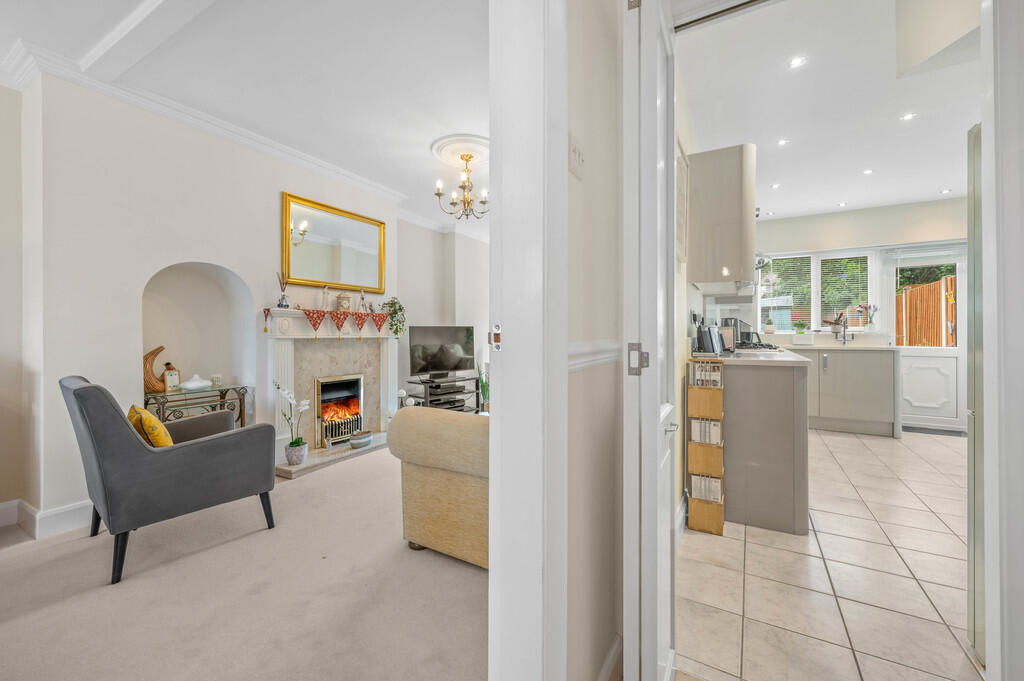 House in Birmingham, Lyndon Green, West Midlands - View 4