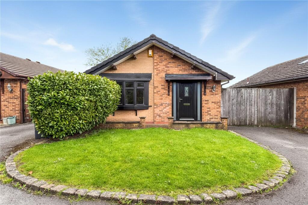 Main image of property: Sycamore Grove, Failsworth, Manchester, Greater Manchester, M35