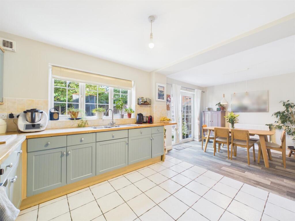 House in Derby - View 2