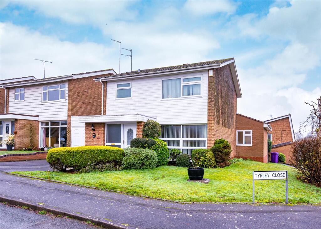 Main image of property: 27 Tyrley Close, Compton, Wolverhampton, WV6 8AP